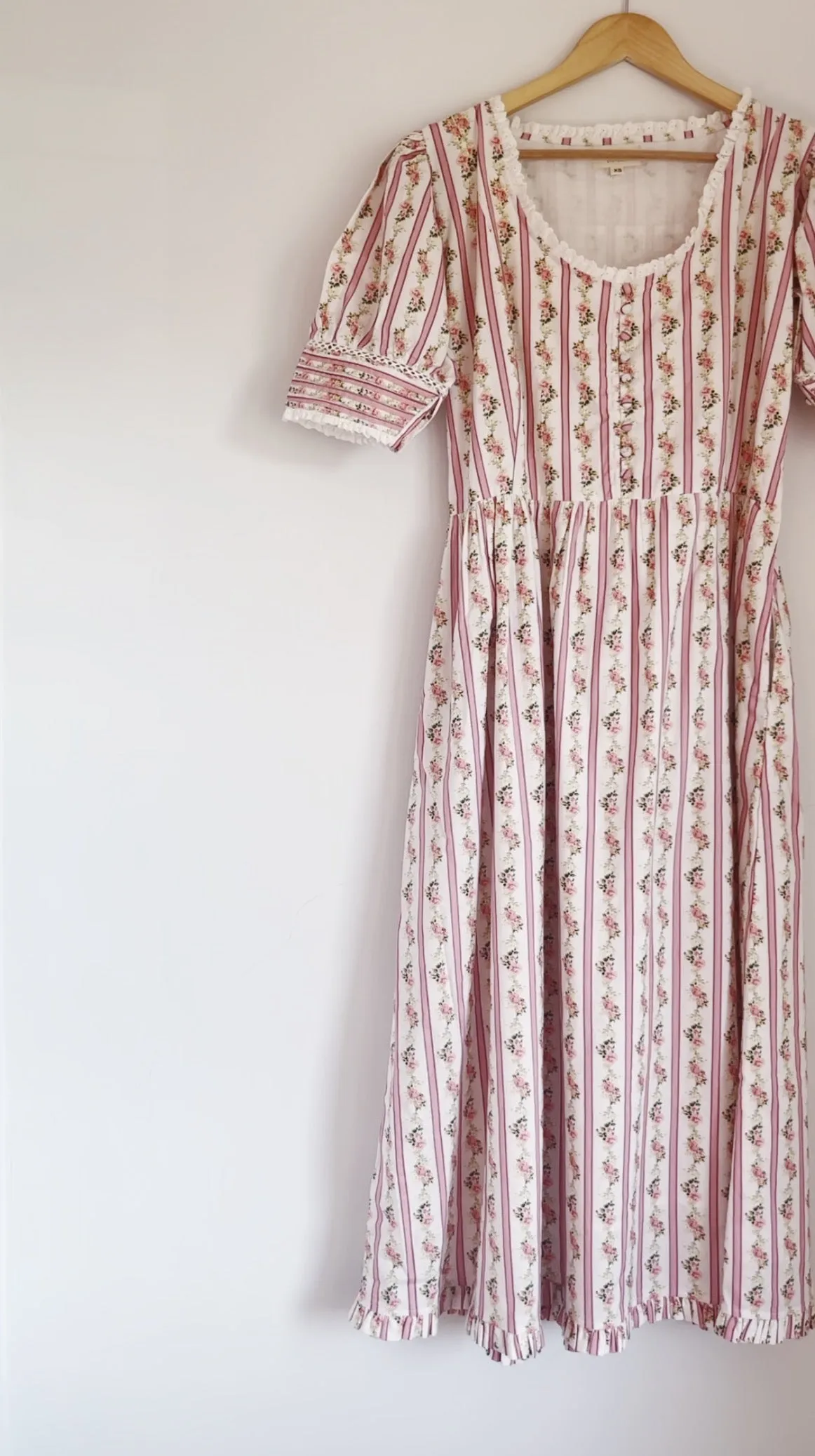 100% RECYCLED COTTON - AURELIA DRESS IN ROSE VINTAGE WALLPAPER