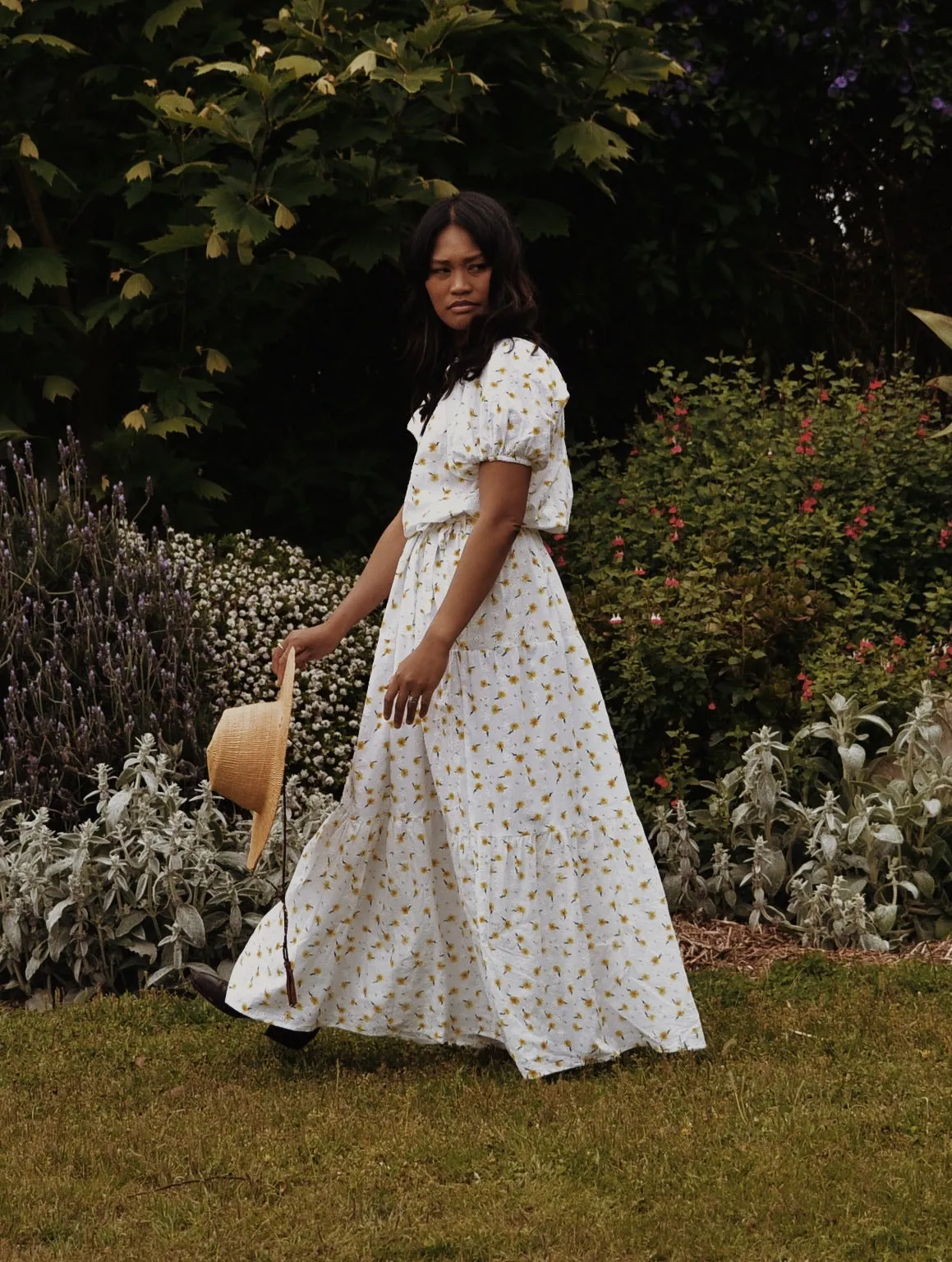 100% RECYCLED COTTON - DELPHINIUM MAXI DRESS WHITE DAISY FLORAL