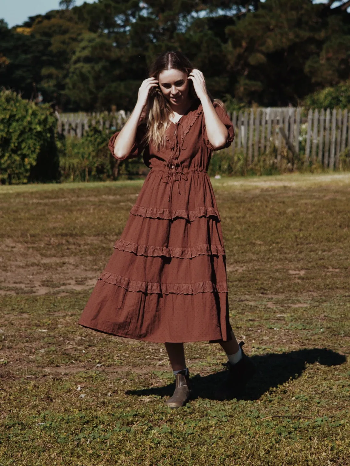 100% RECYCLED COTTON - LITTÉRAIRE RUST COTTON LACE DRESS