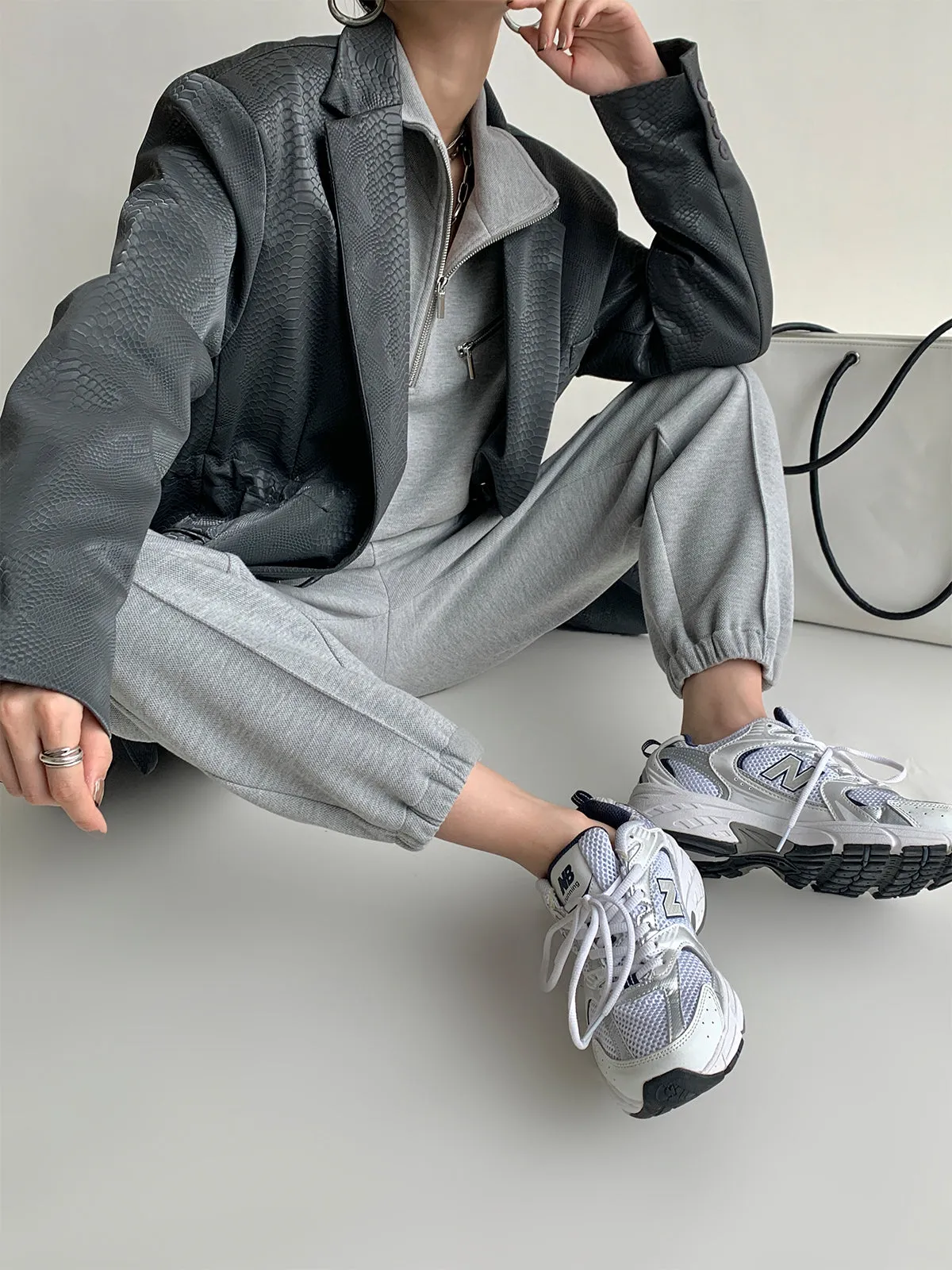 Cropped  Pullover Zip Sweatshirt  - Grey