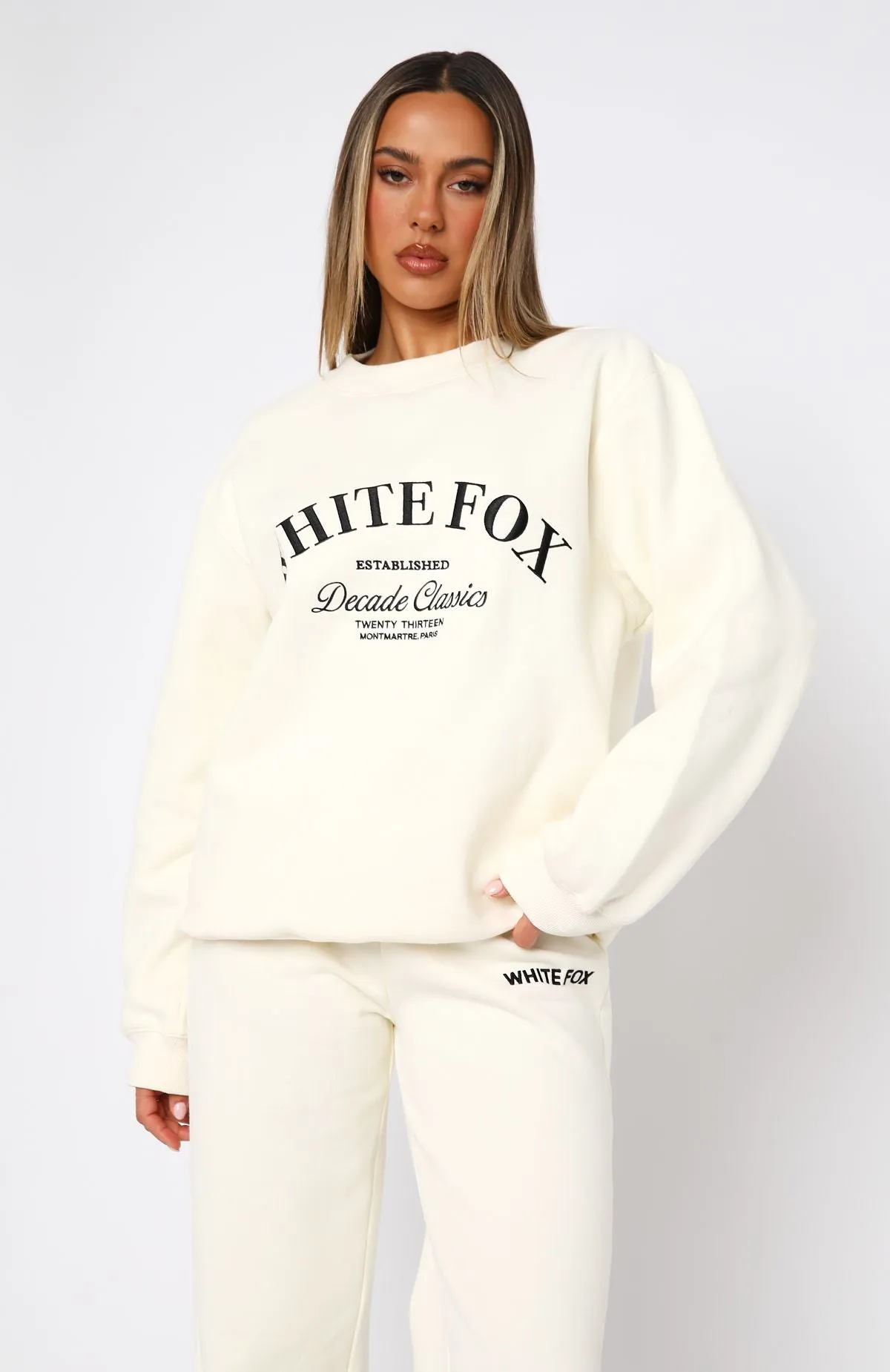 Decade Classics Essential Oversized Sweater Cream