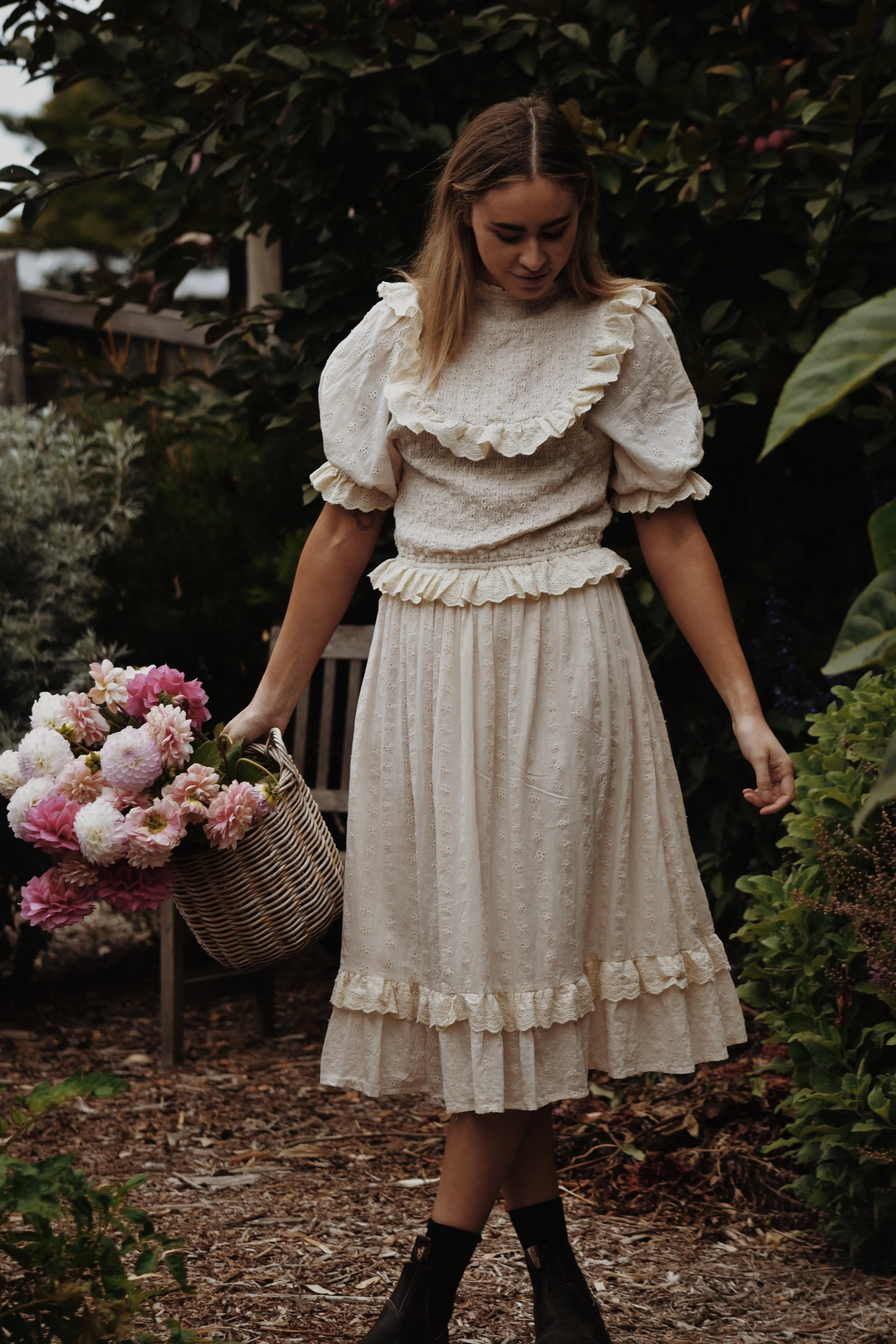 ESLEY DRESS ANTIQUE WHITE COTTON LACE