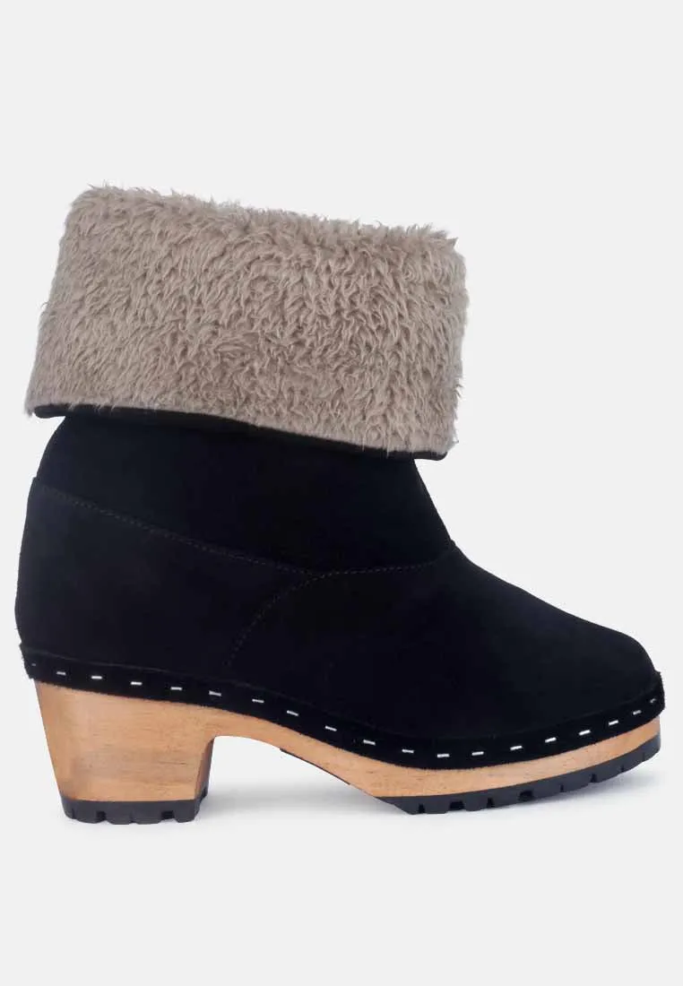 JUGLANS Fur Collared Ankle Clog Boots in Black