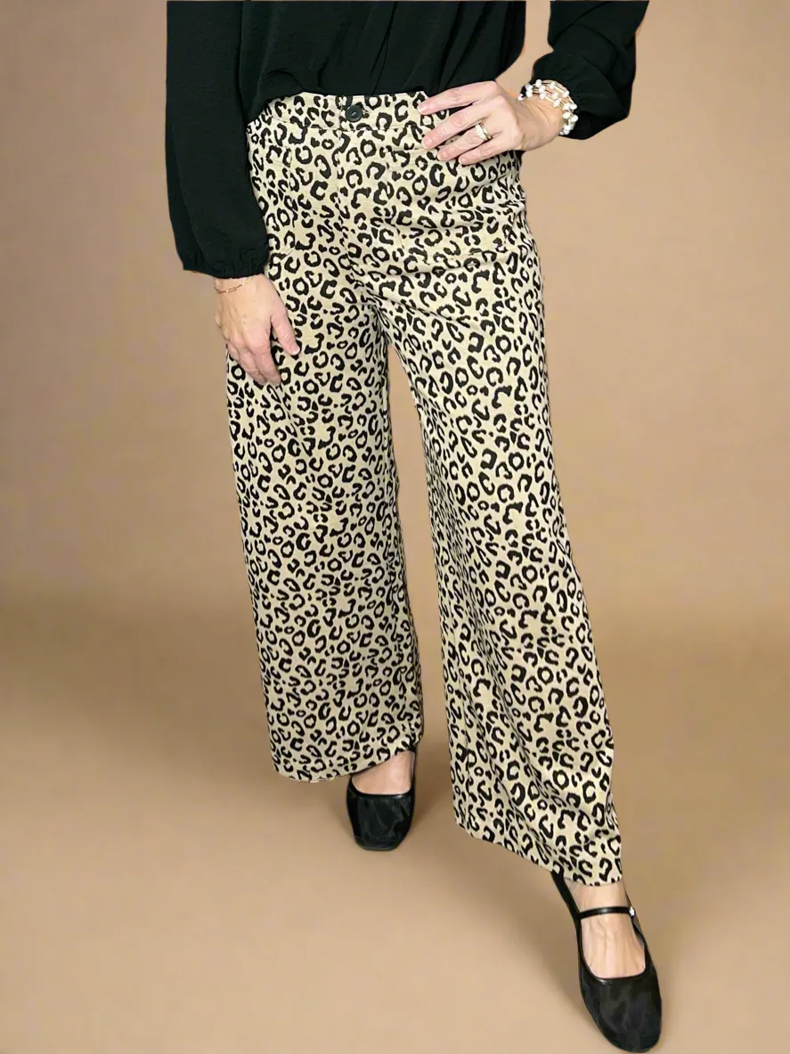 Leopard Wide Leg Pants w/ Front Pockets