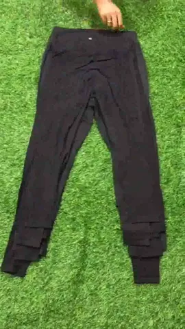 Lululemon grade B trousers and legging