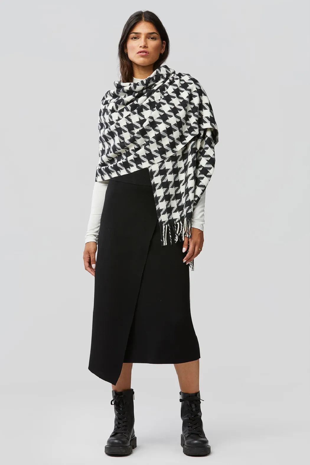 Sania Houndstooth Scarf