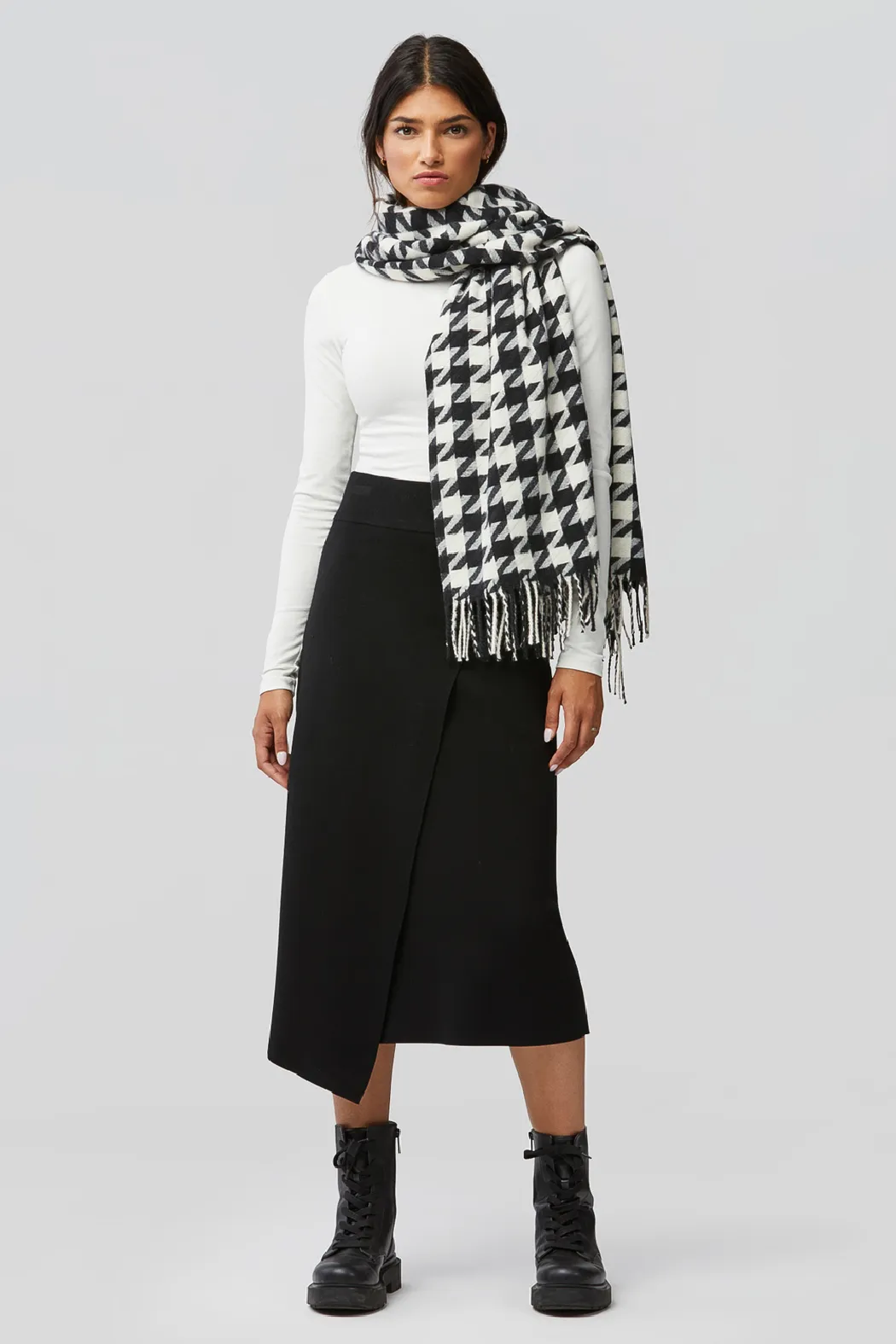 Sania Houndstooth Scarf