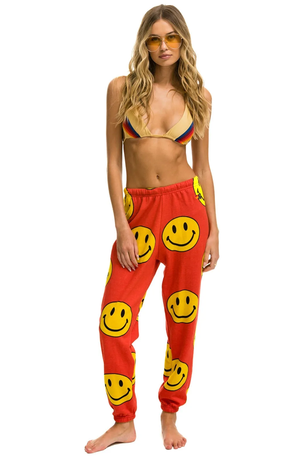 SMILEY REPEAT SWEATPANTS - RED