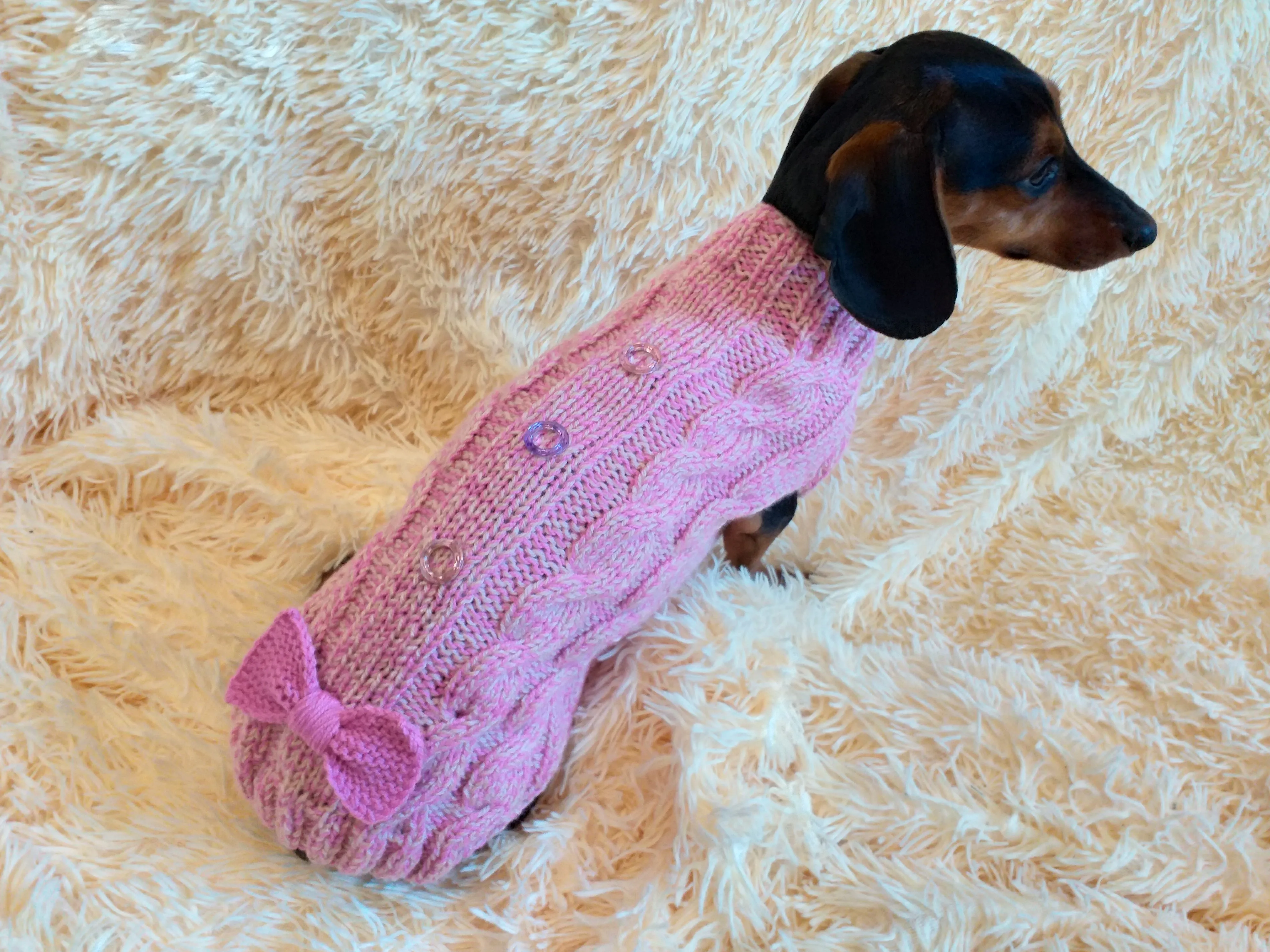 Sweater for dog pink with a bow